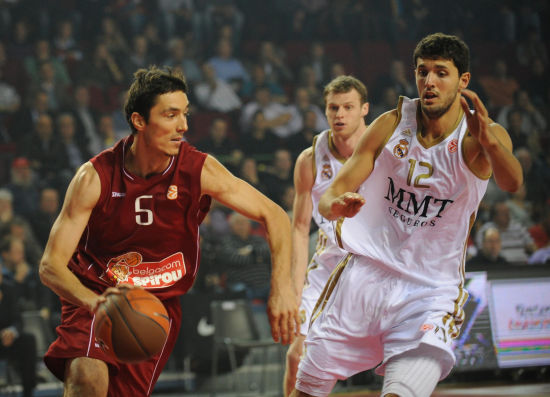 詹姆斯上次常规赛得分未上双时，仅剩6人还是现役球员（自詹姆斯上次常规赛得分未上双以来，仍在役的球员仅剩6人）