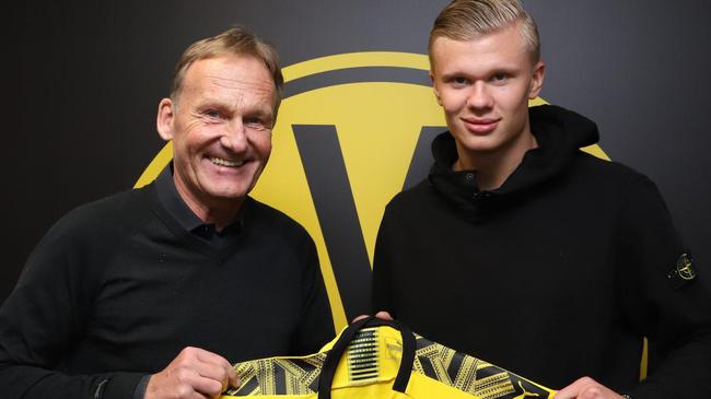 姆巴佩本赛季各项赛事已打入7粒点球，为五大联赛球员最多（姆巴佩本季各项赛事罚进7粒点球，领跑五大联赛球员）