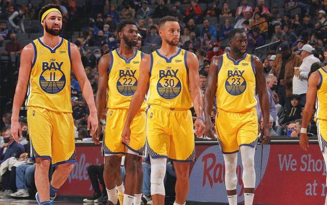 马刺主帅谈文班复出：预计他会被早早换下，不按正常时间打（马刺主帅谈文班复出：预计提前下场，出场不按常规时间）