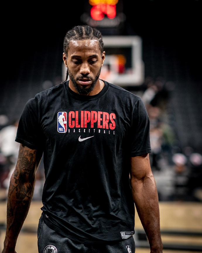 NBA：勇士末节发力 击败灰熊（NBA：勇士末节爆发 力克灰熊）