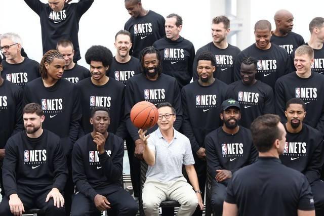 海纳：过去的几个赛季里，我们遇到这样的情况就放弃了（海纳：此前几个赛季一遇到这种情况我们就选择放弃）