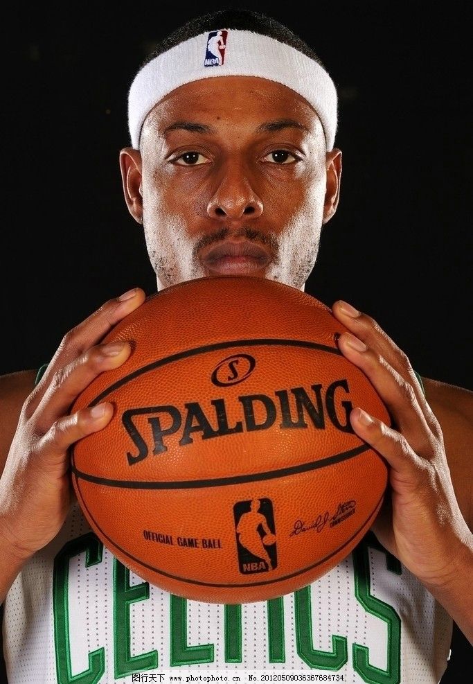 每体：预计拉菲尼亚周二就能随全队合练；霍安下场有可能首发（每体：拉菲尼亚有望周二随队合练，霍安下轮或首发）