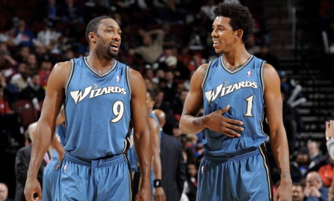 意媒：如果接受降薪，目前年薪600万欧的佩7可能与罗马续约（意媒：若接受降薪，年薪600万欧的佩7有望与罗马续约）