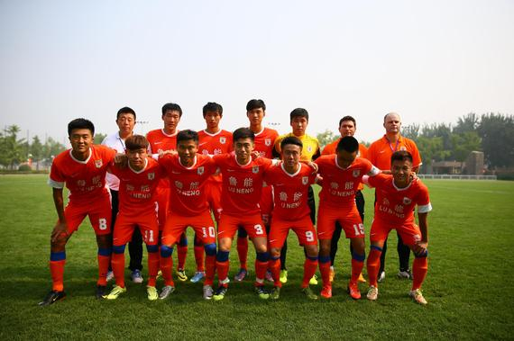 2025／26赛季英超：英超13轮最争气的当属曼联！水晶宫1-2曼联（英超2025／26赛季第13轮：曼联最给力，2-1力克水晶宫）