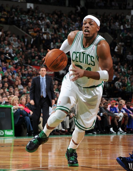 斯帕莱蒂：戴维需要连续踢五场？难道我也得带皇马巴萨五场？（斯帕莱蒂：戴维必须连踢五场？那我也得连带皇马、巴萨五场吗？）